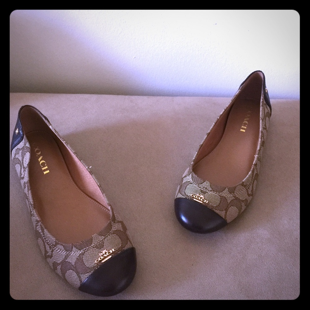 Coach flats